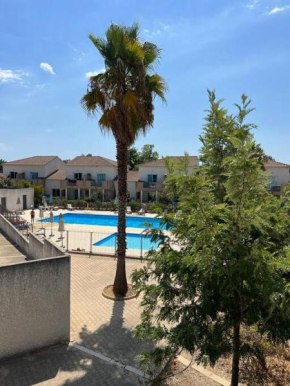 Superbe appartement en résidence avec piscine proche plage